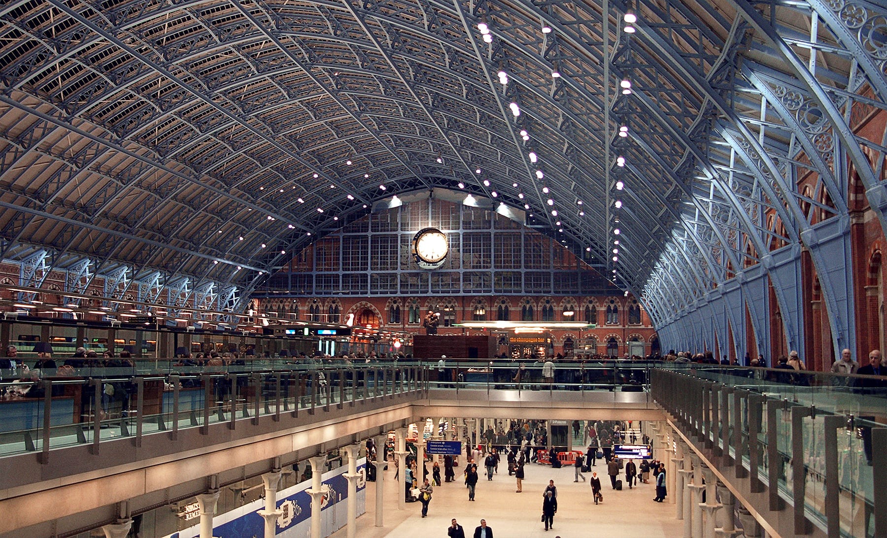 An Inside Look at St. Pancras Station