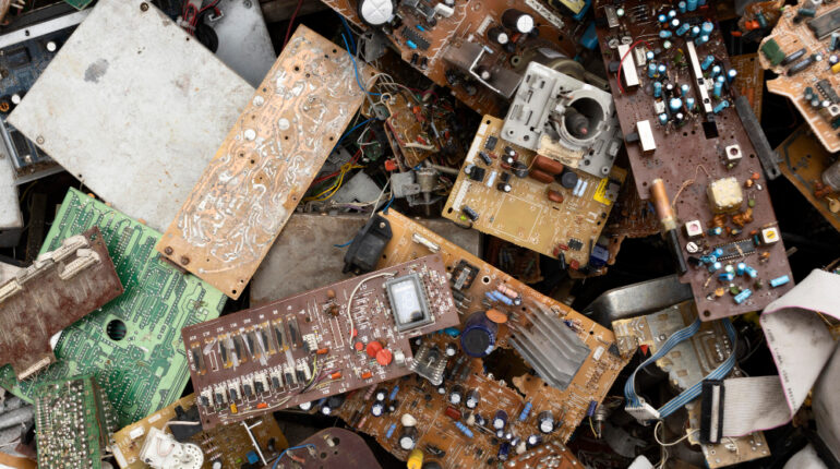 ALBA Electronic Waste: Mechanic’s Insights on Repair, Reuse, and Recycling